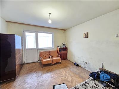 Apartament 2 camere Semicentral - scarile Furnica etaj 3